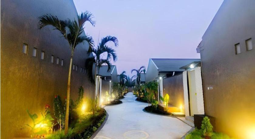Bali Rich Villa Tuban  Exterior photo